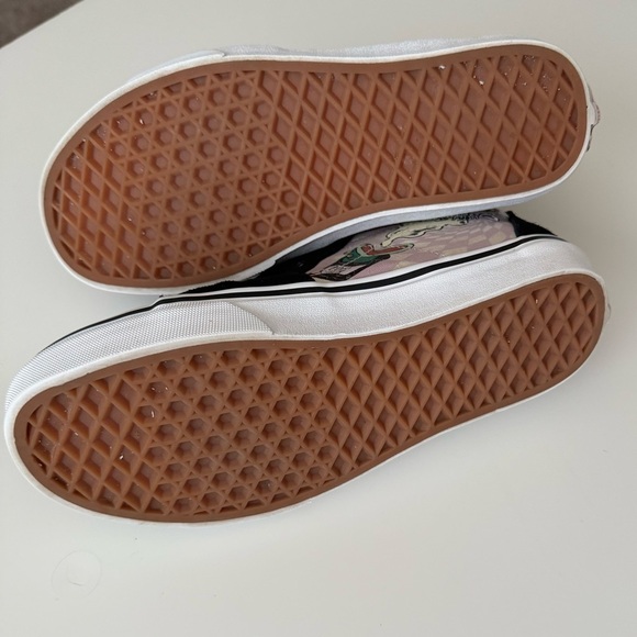 Vans Sk8-Hi Nightmare Before Christmas Sally Glow in the dark Men 5.5 Women 7 - Picture 9 of 11